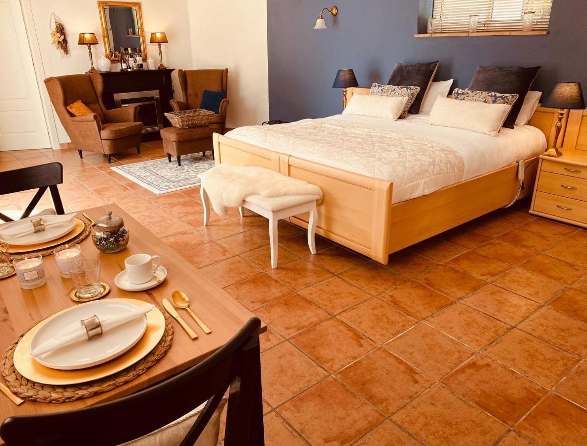 Bed and Breakfast Casa Capricornio Marbella Esterno foto